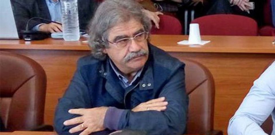 Manolis