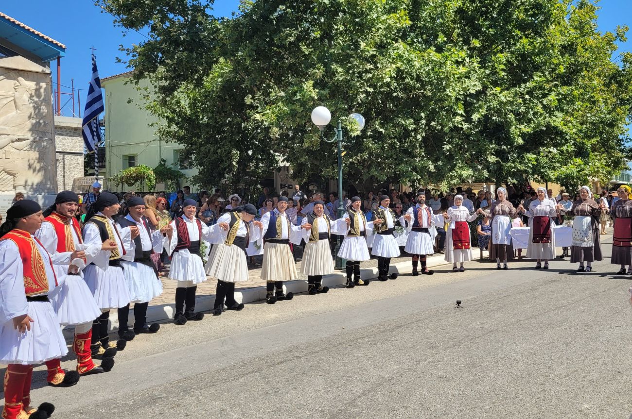 Χάβαρι - ΕΡΤ3 «Κυριακή στο Χωριό Ξανά»