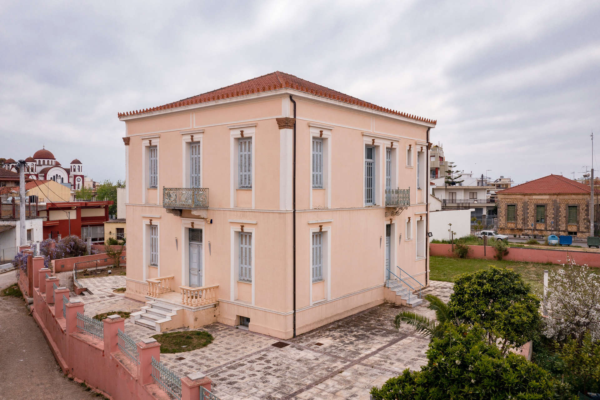 ΟΙΚΙΑ ΤΑΤΑΝΗ
