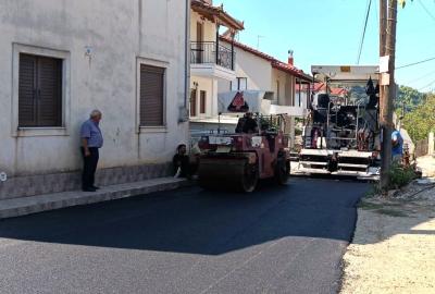 Ασφαλτόστρωση σε Αγραπιδοχώρι και Βάλμη