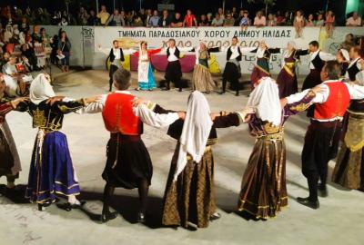 μαθήματα παραδοσιακού χορού