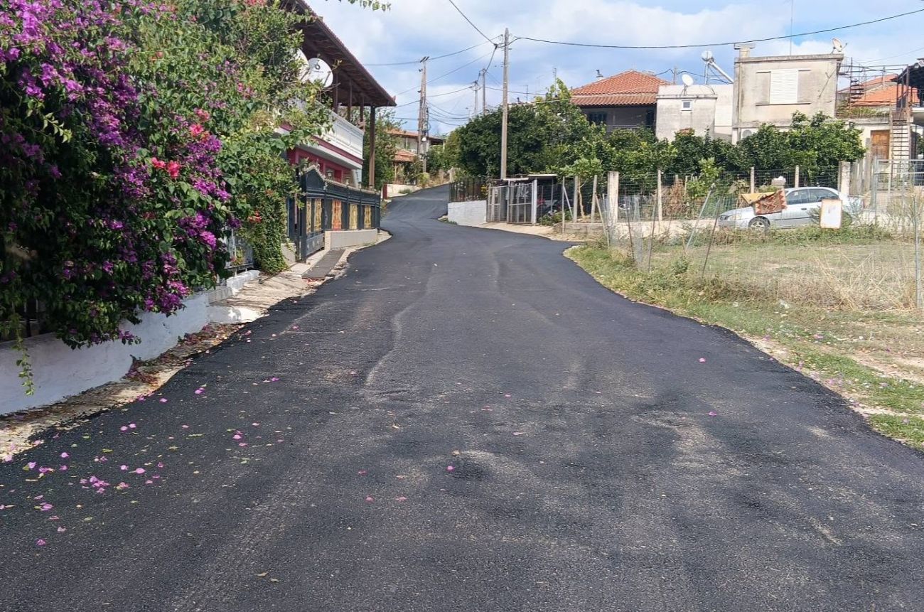 Ασφαλτόστρωση στην Δ.Ε. Πηνείας